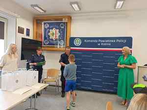 Dzieci w komendzie